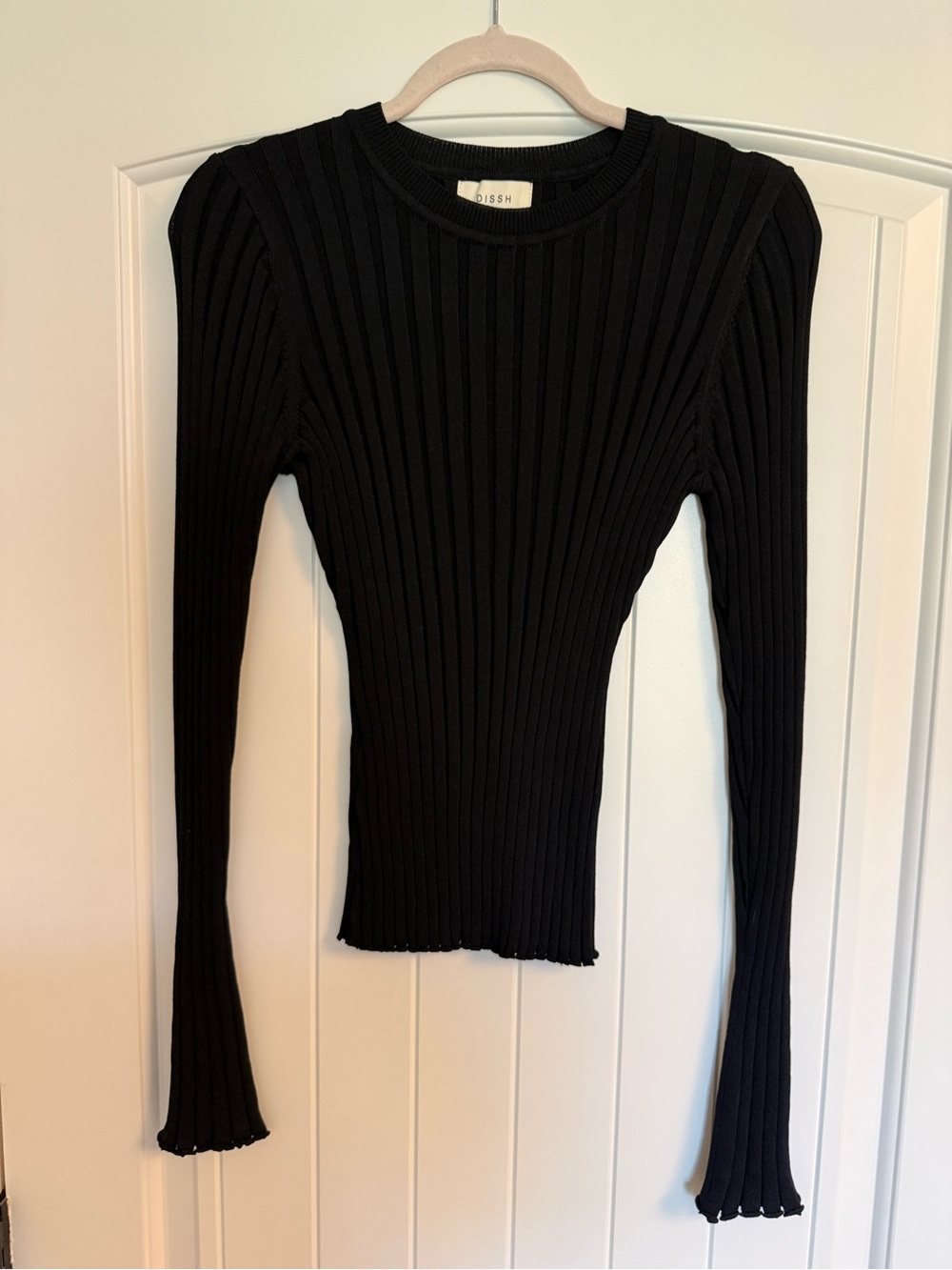 DISSH Black Ribbed Long-Sleeve Slim Knit Top